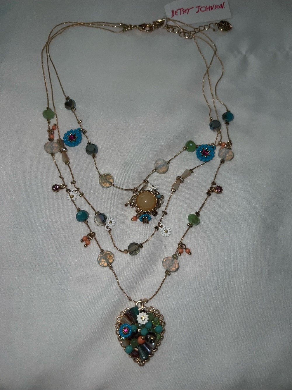 BNWT Betsey Johnson Multicolor Beaded Layered Heart Necklace